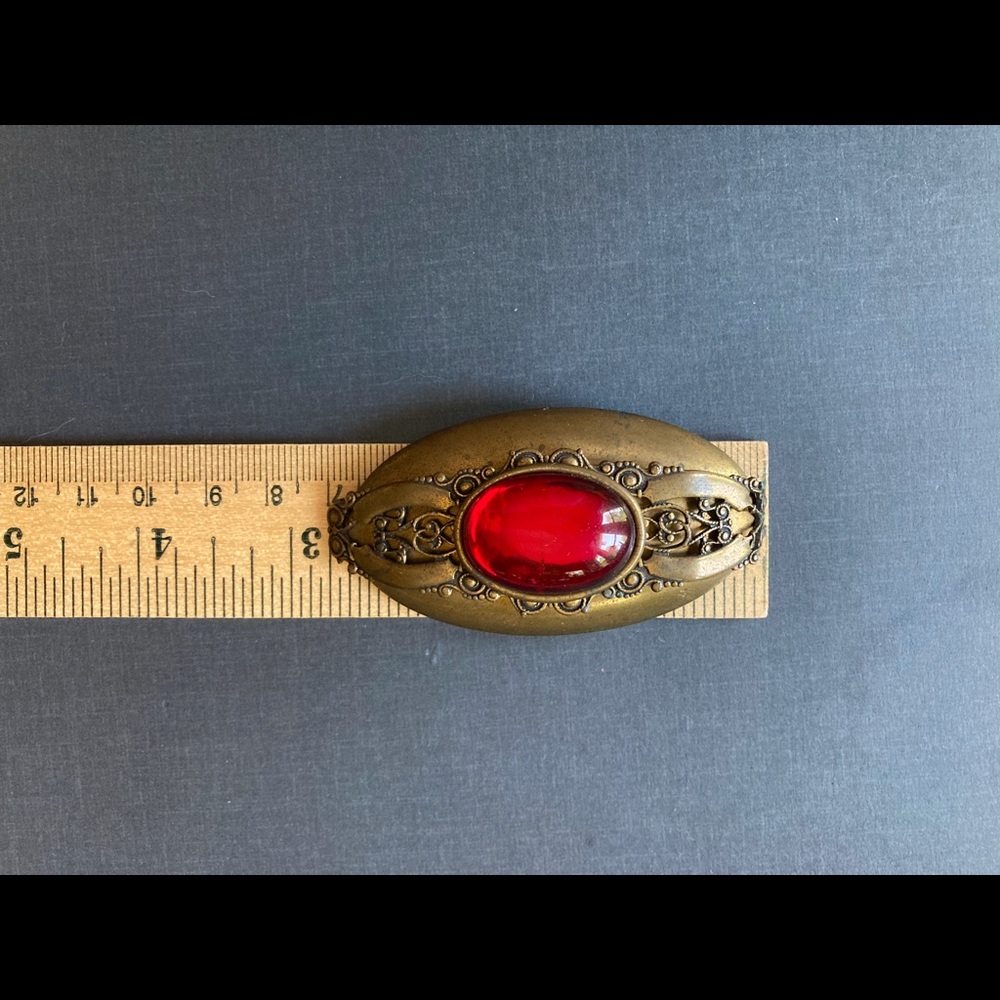 Vintage Jan Michaels Victoria Revival Brooch. - Picture 8 of 11